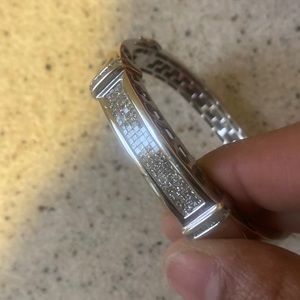 14k.    5.ct vvs1 (g)    Bracelet weighs 45.6 grams